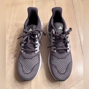 adidas Men's ultradream dna Knit Running Sneakers - Gray & White NWOT size 10.5